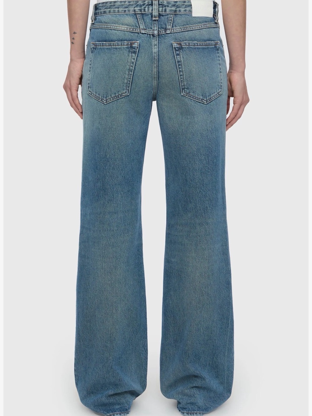 Closed Wide-Leg High-Rise Jeans in Faded Blue Denim - Picture 3 of 8